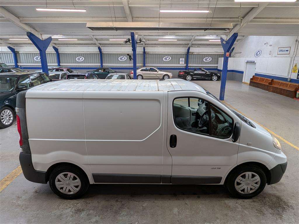<p>2012 RENAULT TRAFIC SL29 DCI</p>