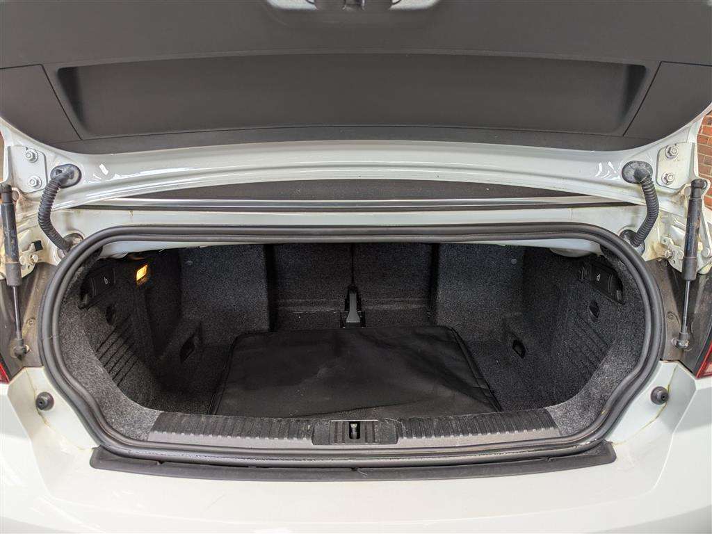 <p>2012 VOLKSWAGEN GOLF GT TSI</p>