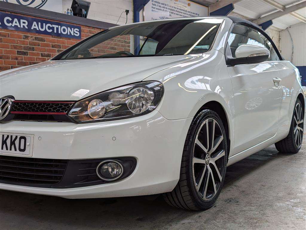<p>2012 VOLKSWAGEN GOLF GT TSI</p>