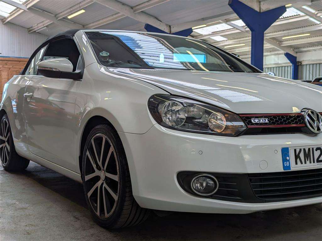 <p>2012 VOLKSWAGEN GOLF GT TSI</p>