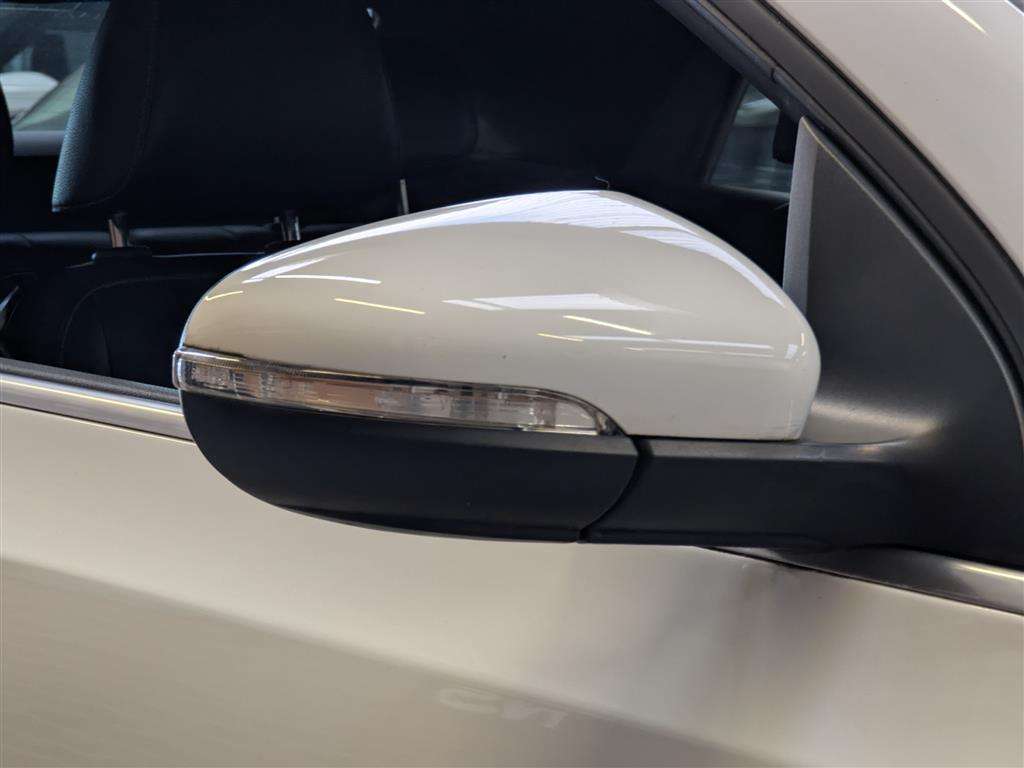 <p>2012 VOLKSWAGEN GOLF GT TSI</p>