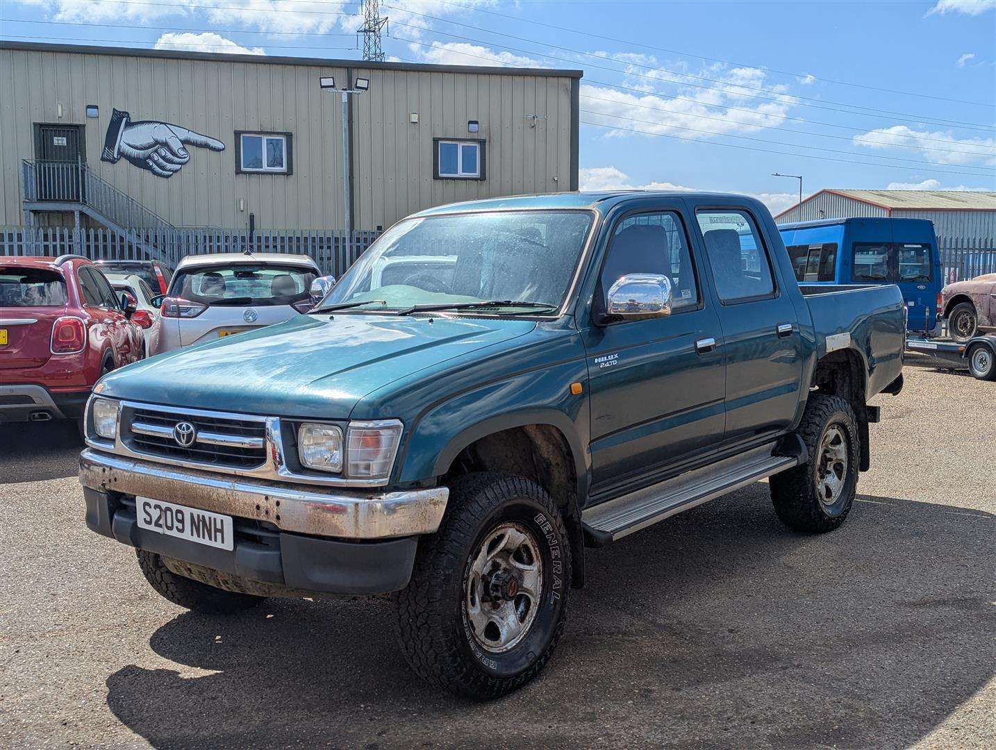 <p>1999 TOYOTA HILUX GX 4WD</p>