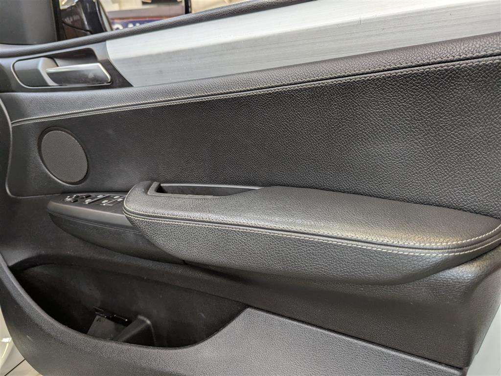 <p>2013 BMW X3 XDRIVE20D M SPORT AUTO</p>