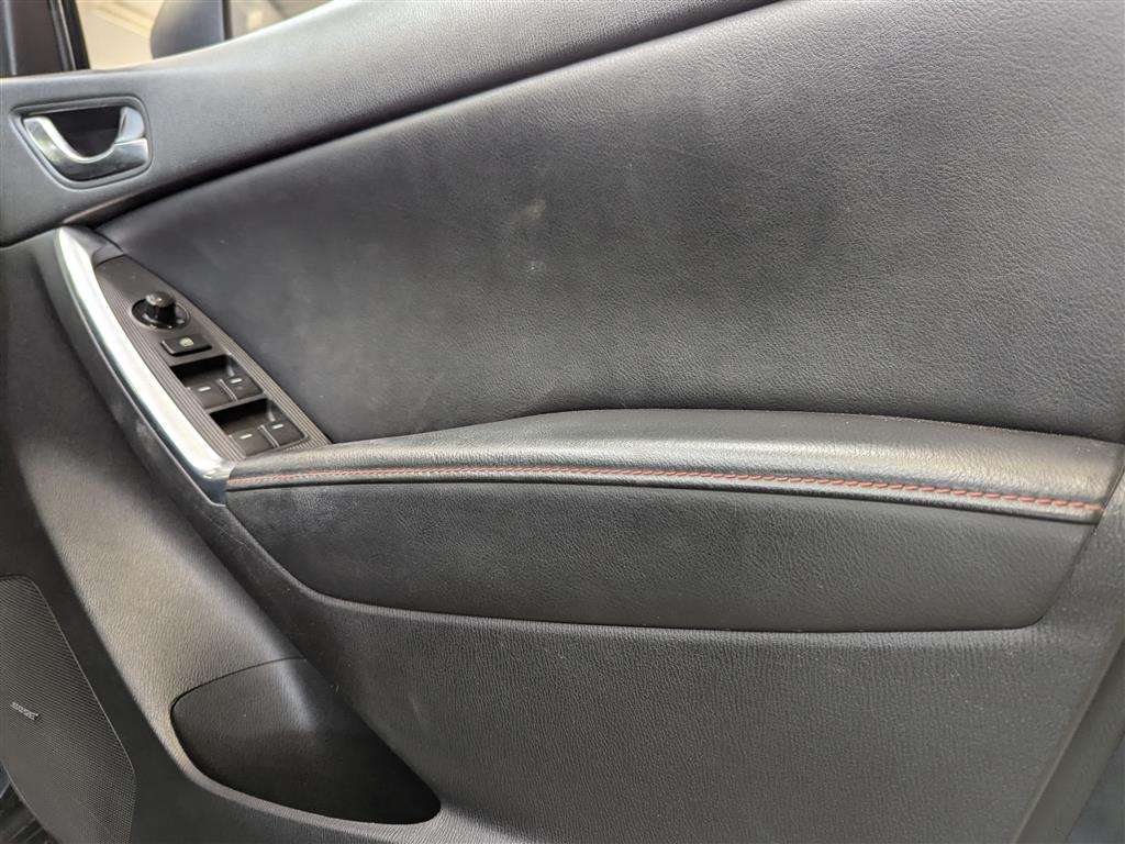 <p>2015 MAZDA CX-5 SPORT NAV D 4X4 AUTO</p>