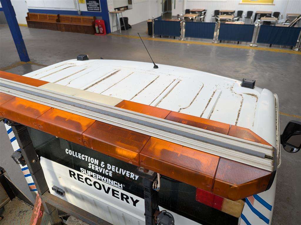 <p>2001 FORD TRANSIT 350 LWB TD</p>