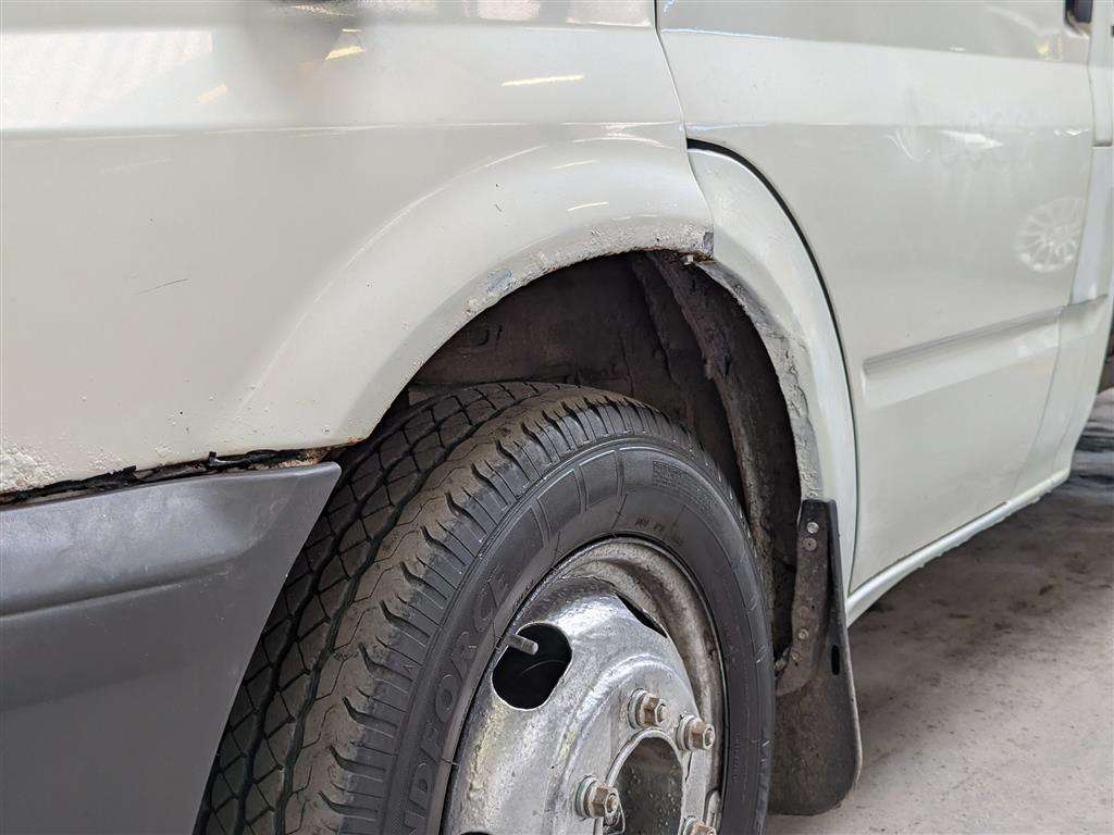 <p>2001 FORD TRANSIT 350 LWB TD</p>