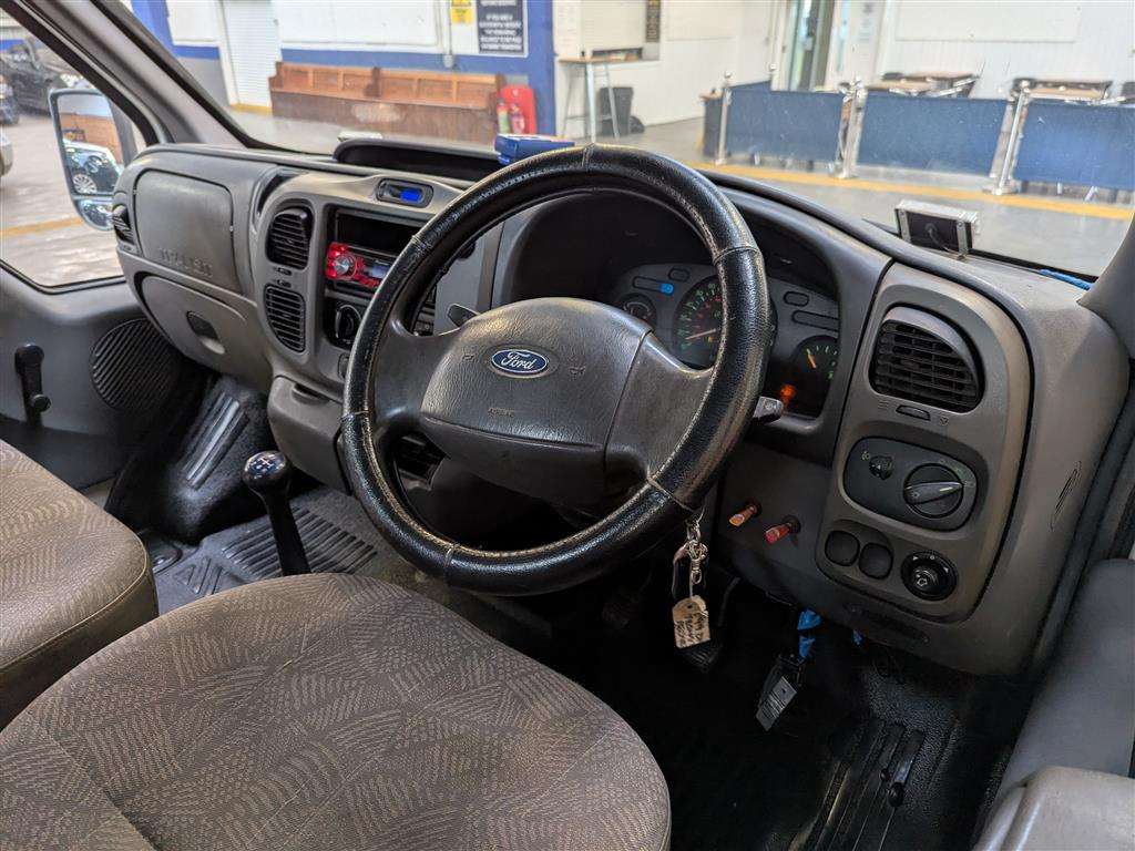<p>2001 FORD TRANSIT 350 LWB TD</p>