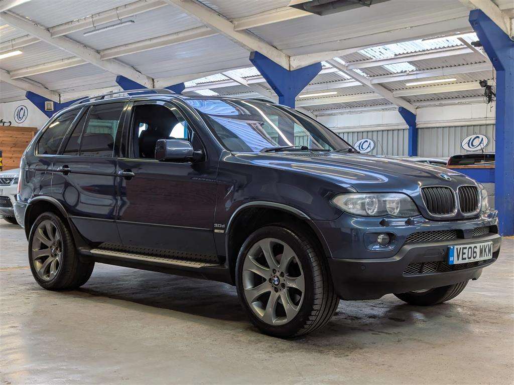 <p>2006 BMW X5 SPORT D AUTO</p>