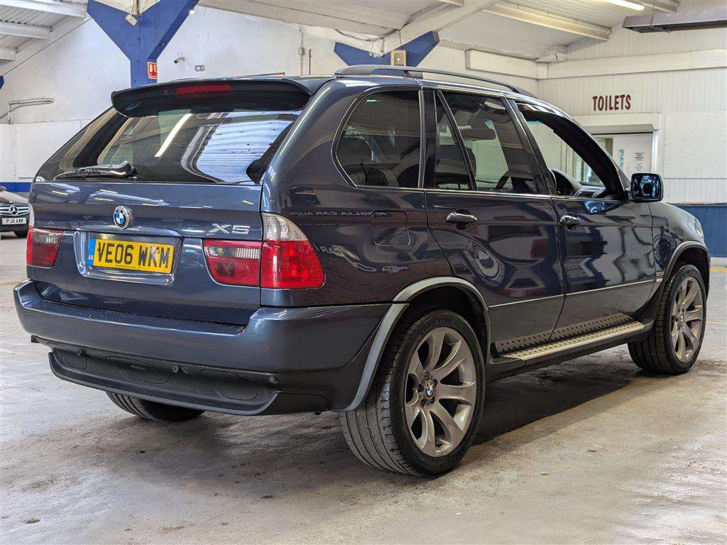 <p>2006 BMW X5 SPORT D AUTO</p>