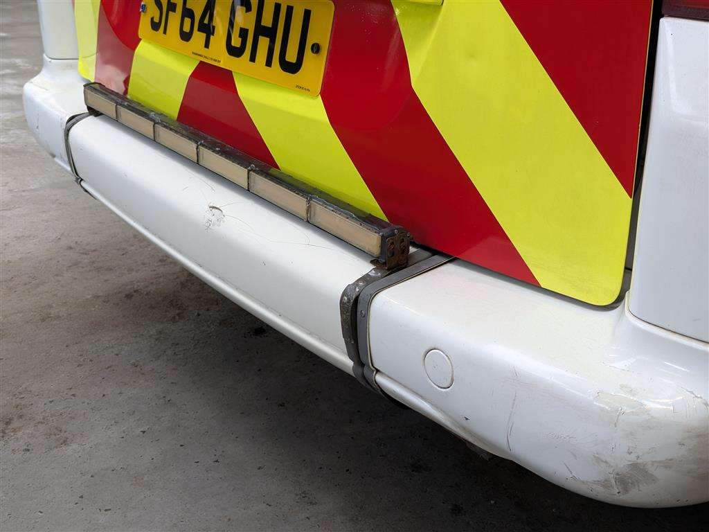 <p>2014 PEUGEOT PREMIER S</p>