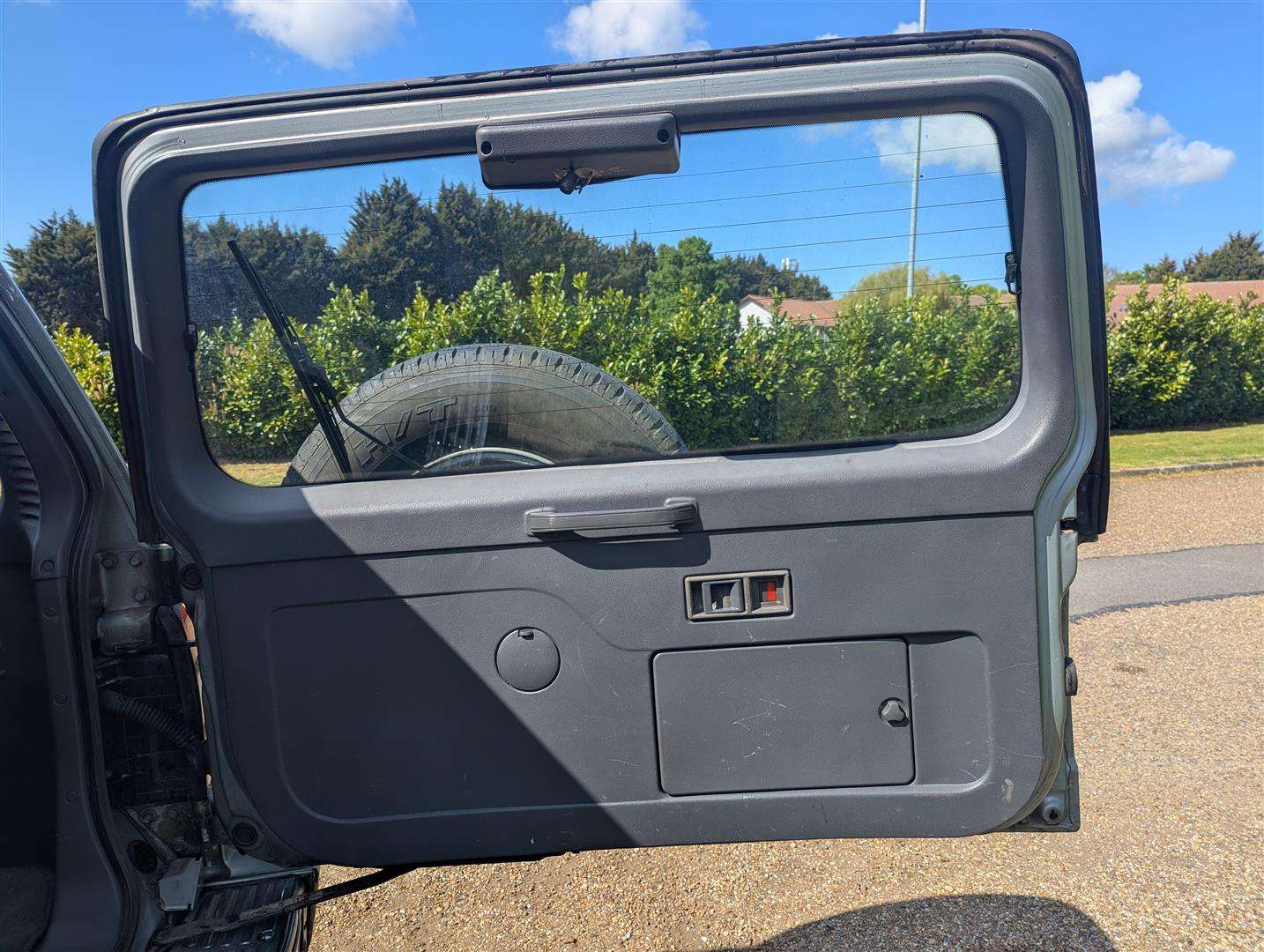 <p>1996 MITSUBISHI SHOGUN GLS LWB AUTO</p>