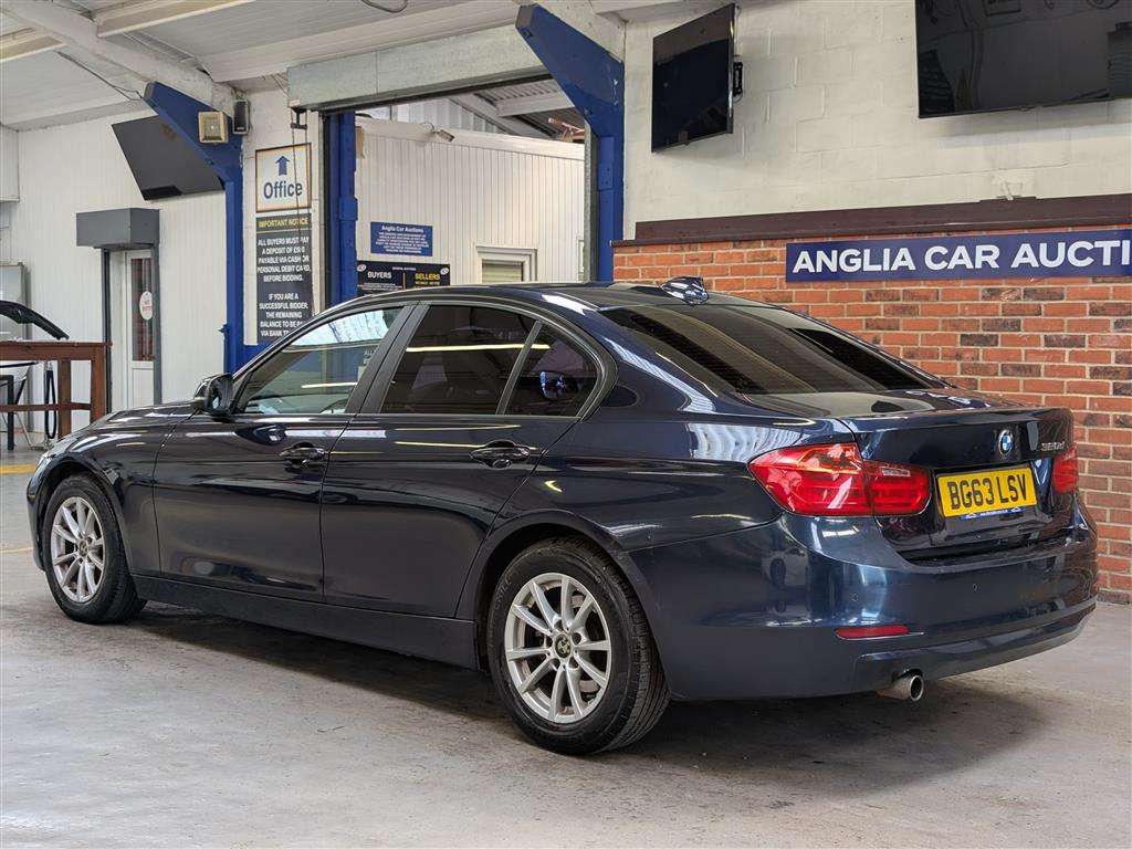 <p>2013 BMW 320D BUSINESS EFFICIENTDY</p>