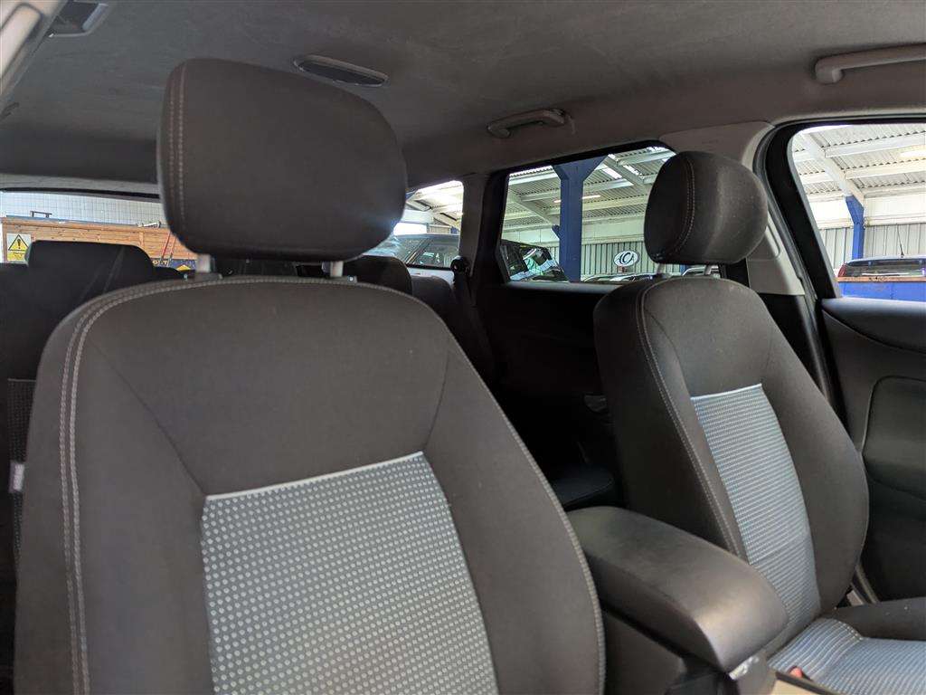 <p>2010 FORD MONDEO ZETEC TDCI 125</p>