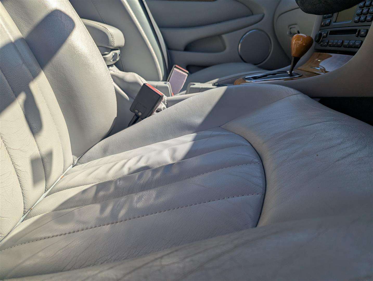 <p>2003 JAGUAR X-TYPE V6 SE AUTO</p>