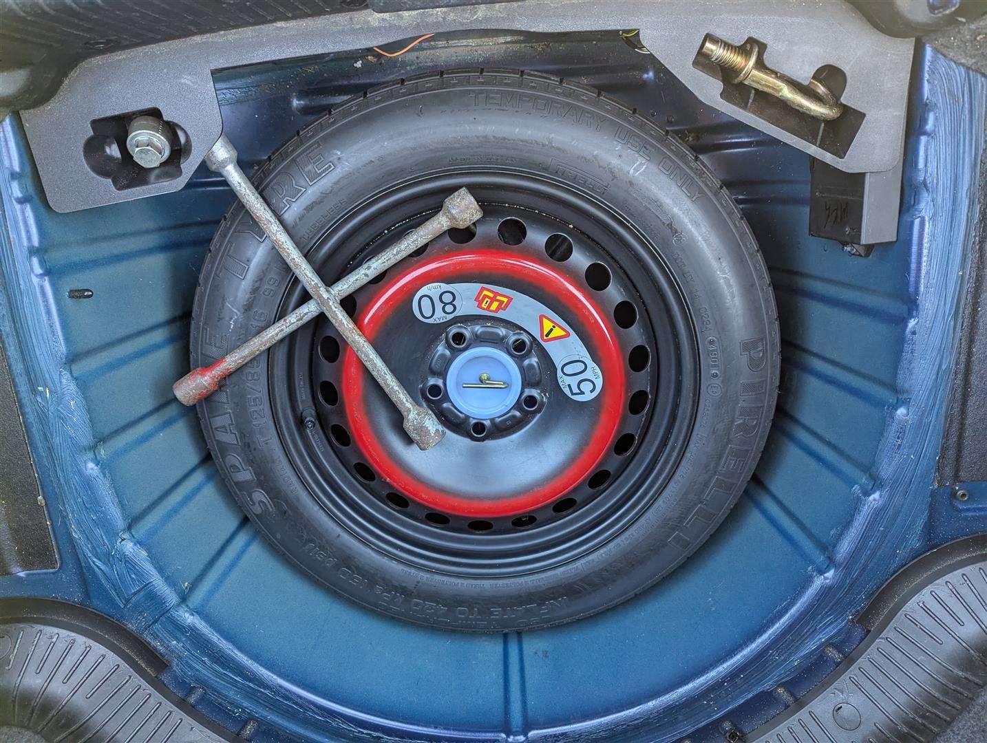 <p>2003 JAGUAR X-TYPE V6 SE AUTO</p>