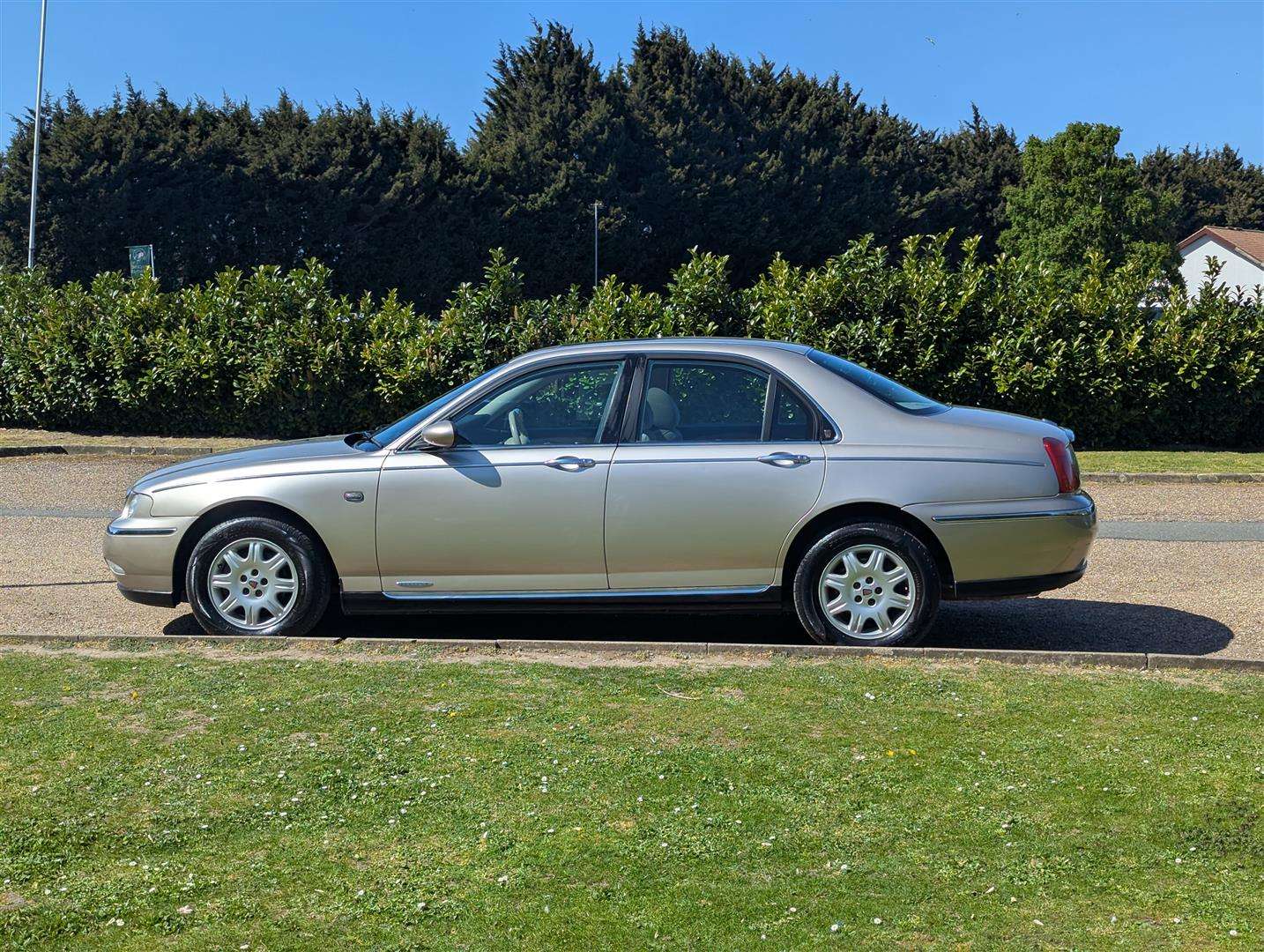 <p>2000 ROVER 75 CLUB AUTO</p>