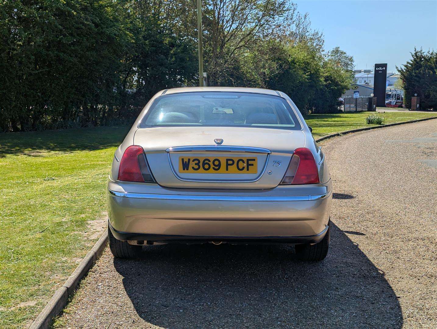 <p>2000 ROVER 75 CLUB AUTO</p>