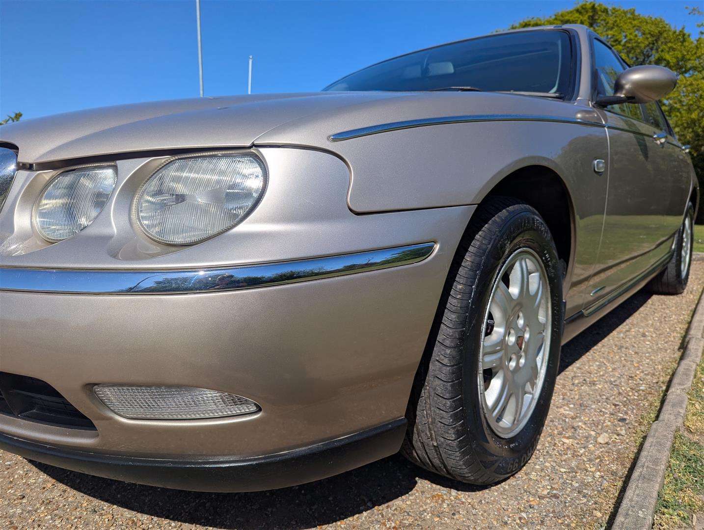 <p>2000 ROVER 75 CLUB AUTO</p>