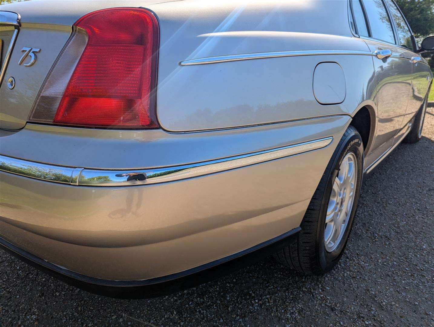 <p>2000 ROVER 75 CLUB AUTO</p>