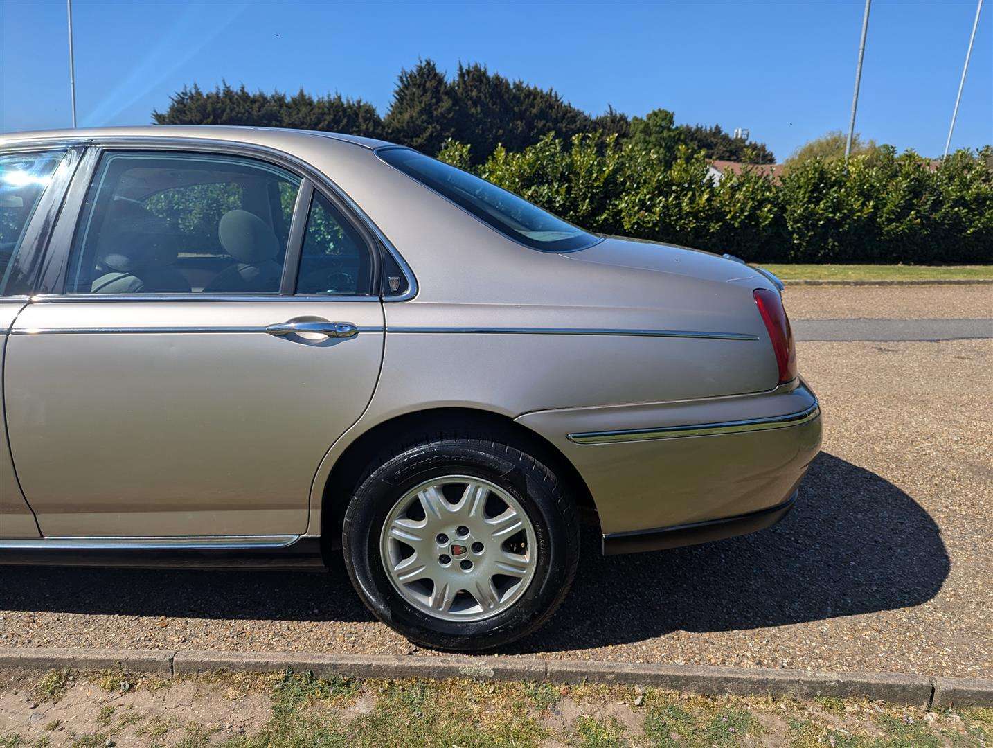 <p>2000 ROVER 75 CLUB AUTO</p>
