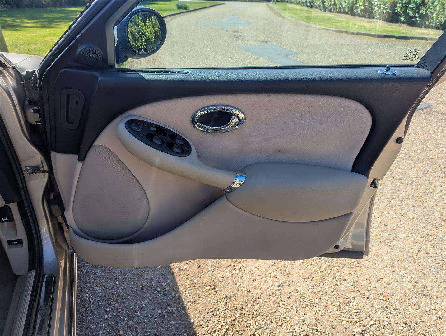 <p>2000 ROVER 75 CLUB AUTO</p>