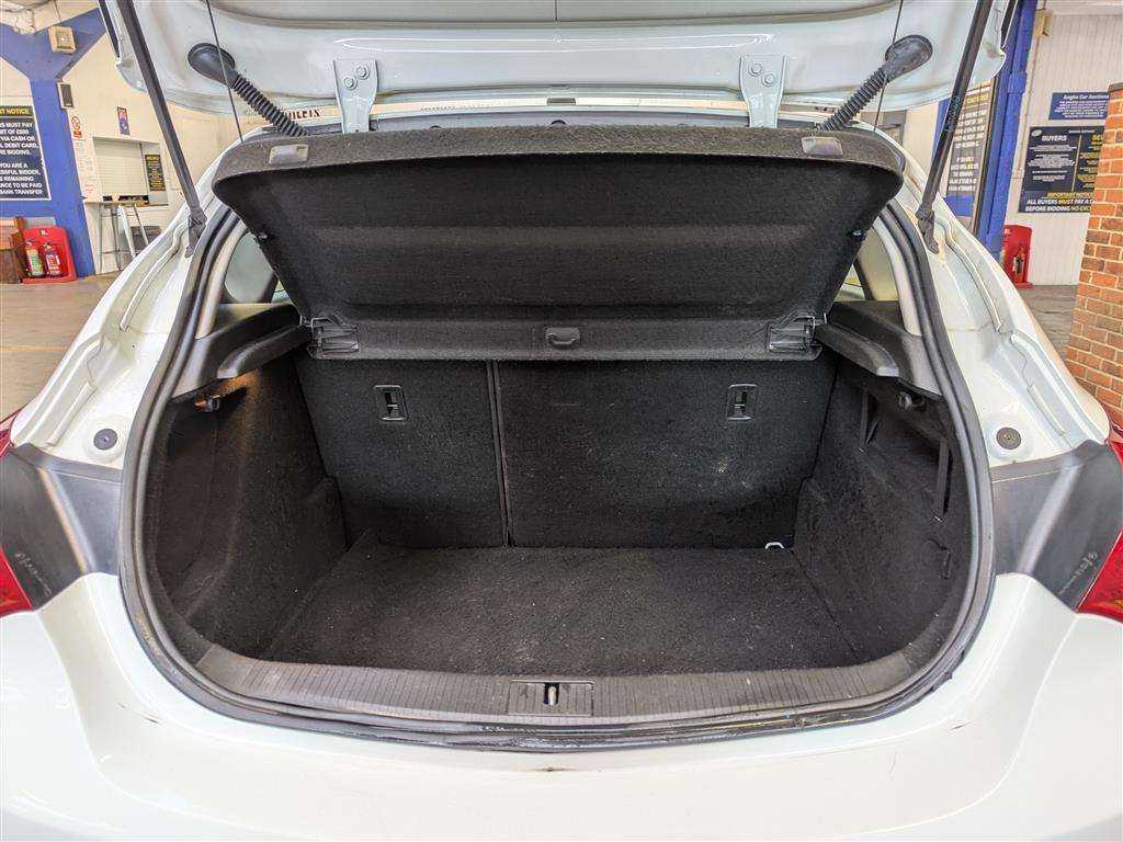 <p>2013 VAUXHALL ASTRA ENERGY</p>