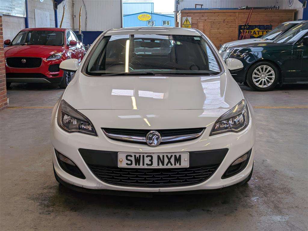 <p>2013 VAUXHALL ASTRA ENERGY</p>