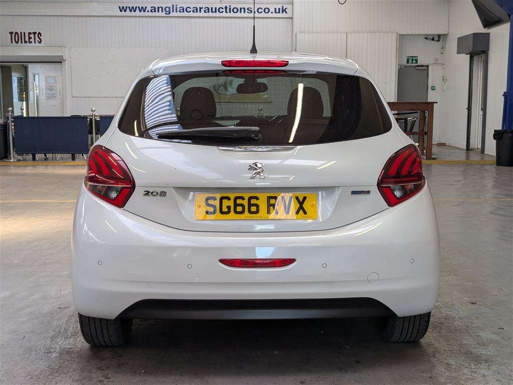 <p>2016 PEUGEOT 208 ALLURE</p>