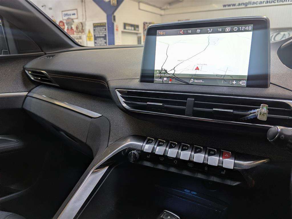 <p>2019 PEUGEOT 3008 GT LINE PREM P-TECH</p>