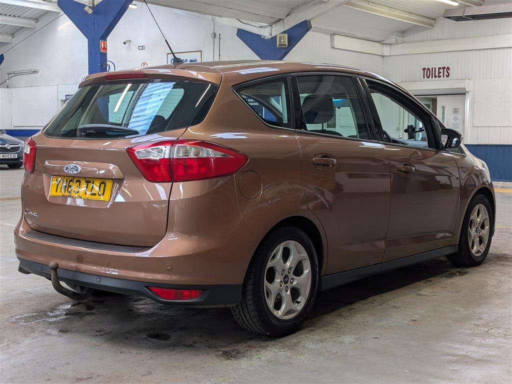 <p>2013 FORD C-MAX ZETEC TDCI</p>