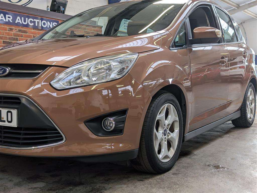 <p>2013 FORD C-MAX ZETEC TDCI</p>