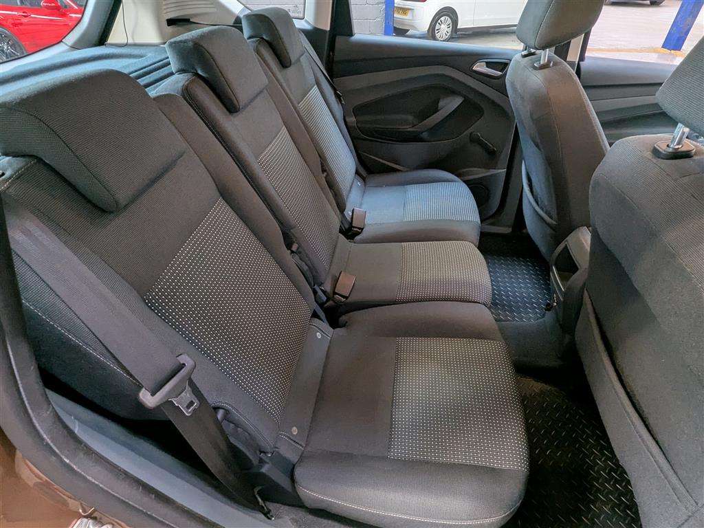 <p>2013 FORD C-MAX ZETEC TDCI</p>