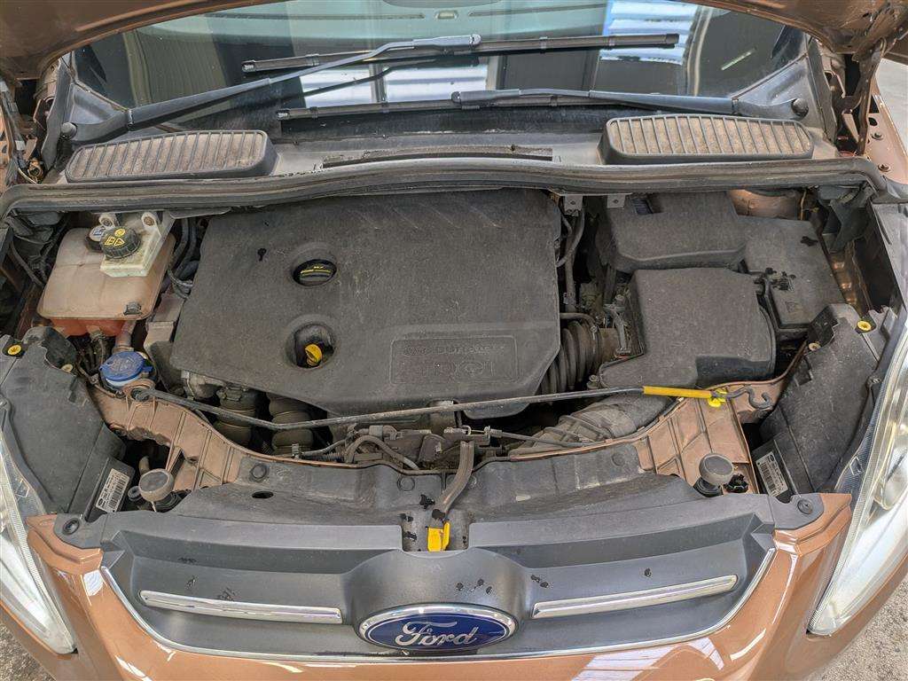 <p>2013 FORD C-MAX ZETEC TDCI</p>