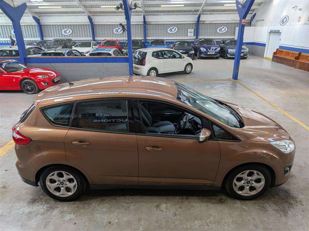 <p>2013 FORD C-MAX ZETEC TDCI</p>