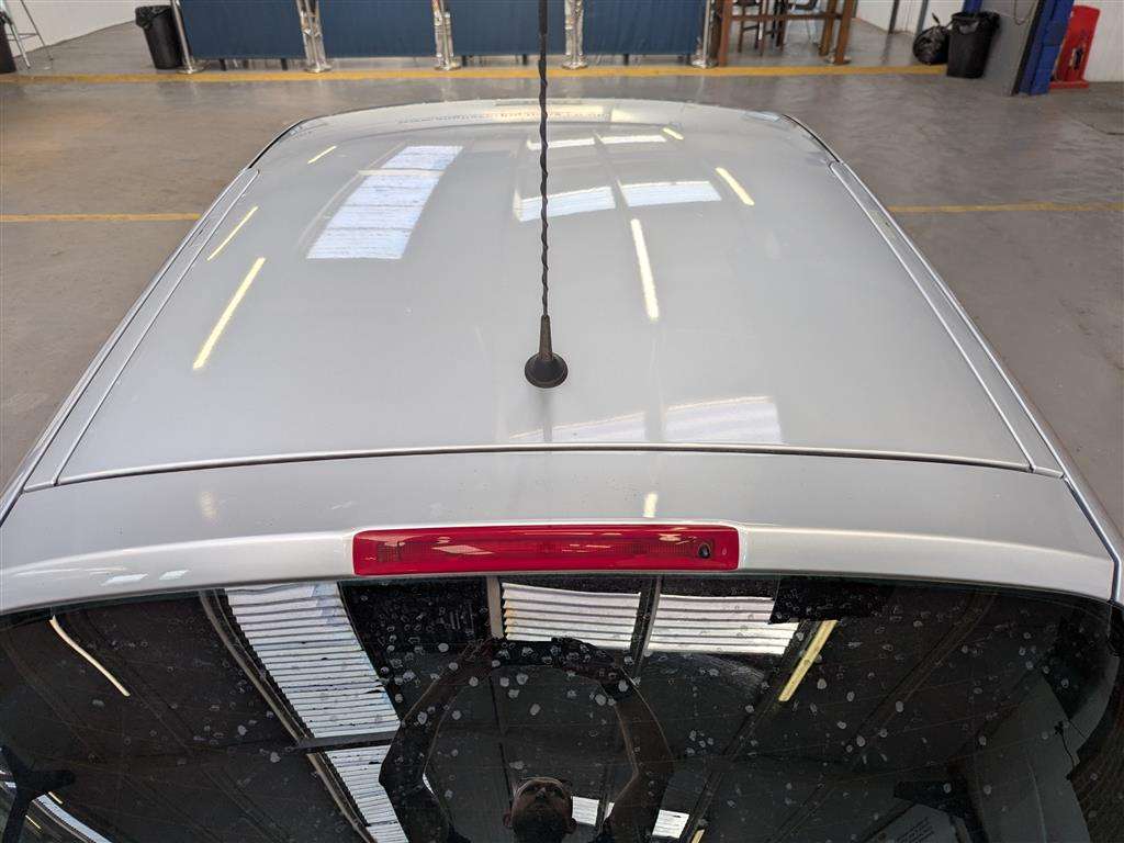 <p>2007 RENAULT CLIO RIP CURL 16V</p>