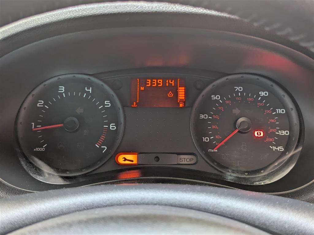 <p>2007 RENAULT CLIO RIP CURL 16V</p>