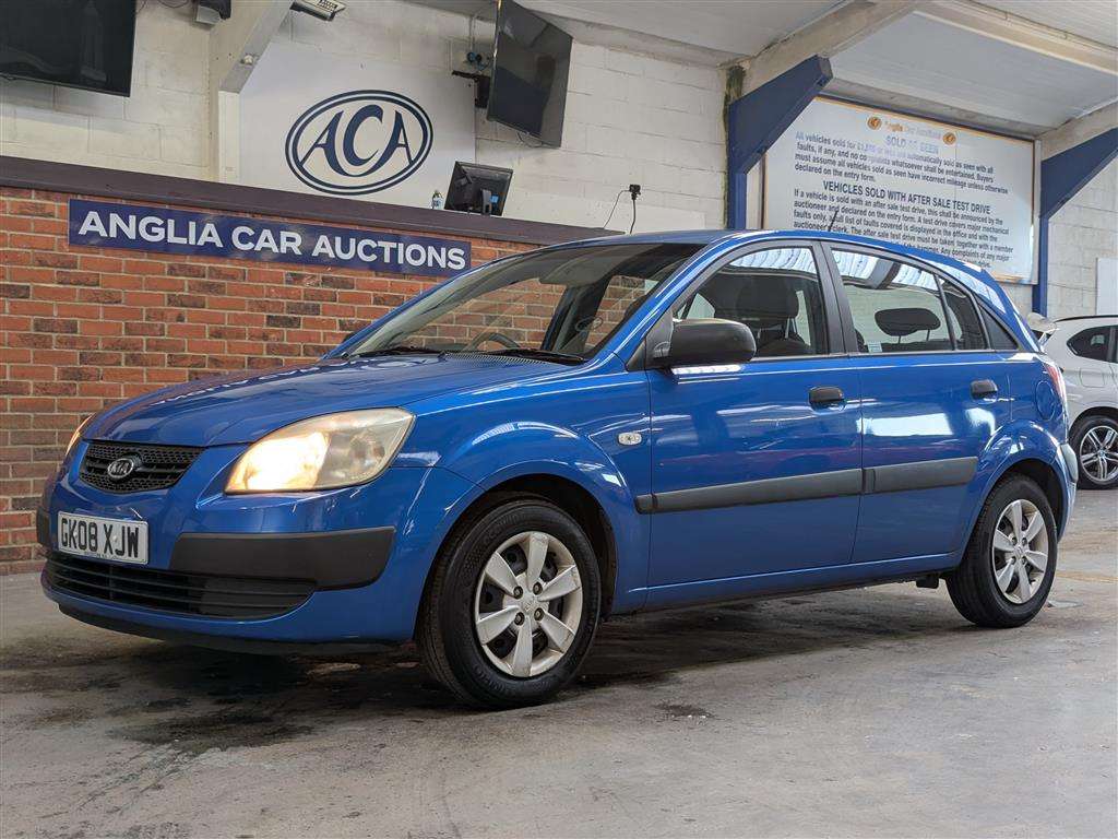 <p>2008 KIA RIO ICE</p>