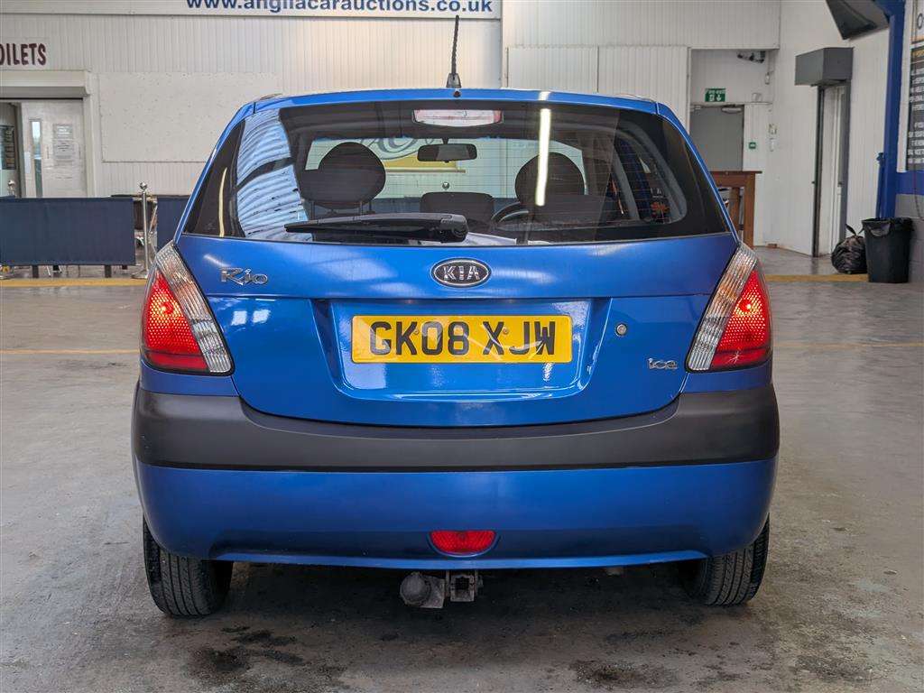 <p>2008 KIA RIO ICE</p>