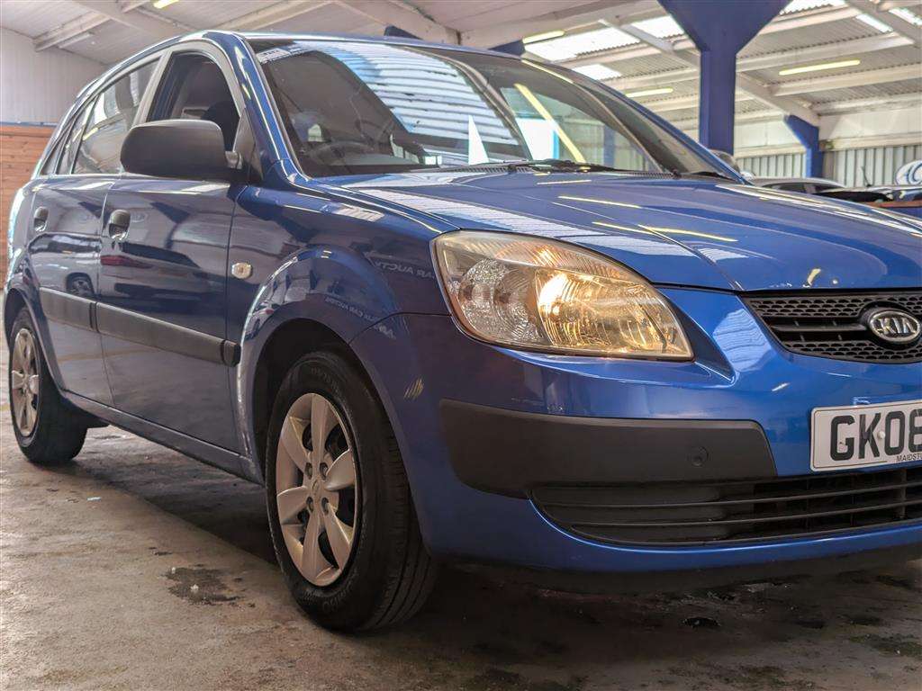 <p>2008 KIA RIO ICE</p>