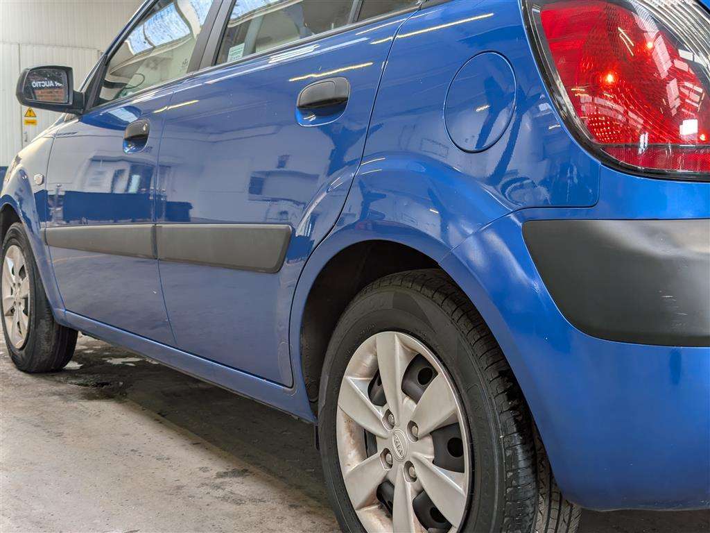 <p>2008 KIA RIO ICE</p>