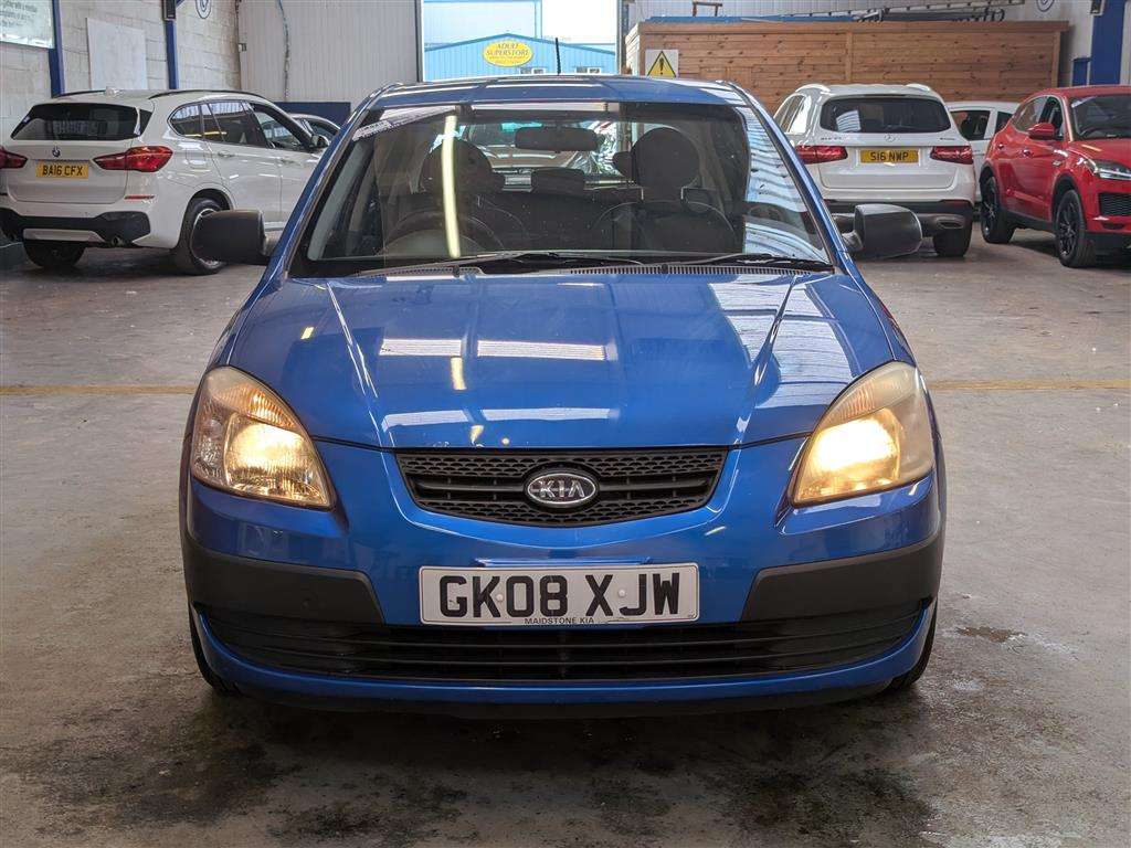 <p>2008 KIA RIO ICE</p>