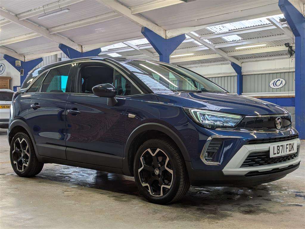 <p>2021 VAUXHALL CROSSLAND ELITE NAV TURBO</p>