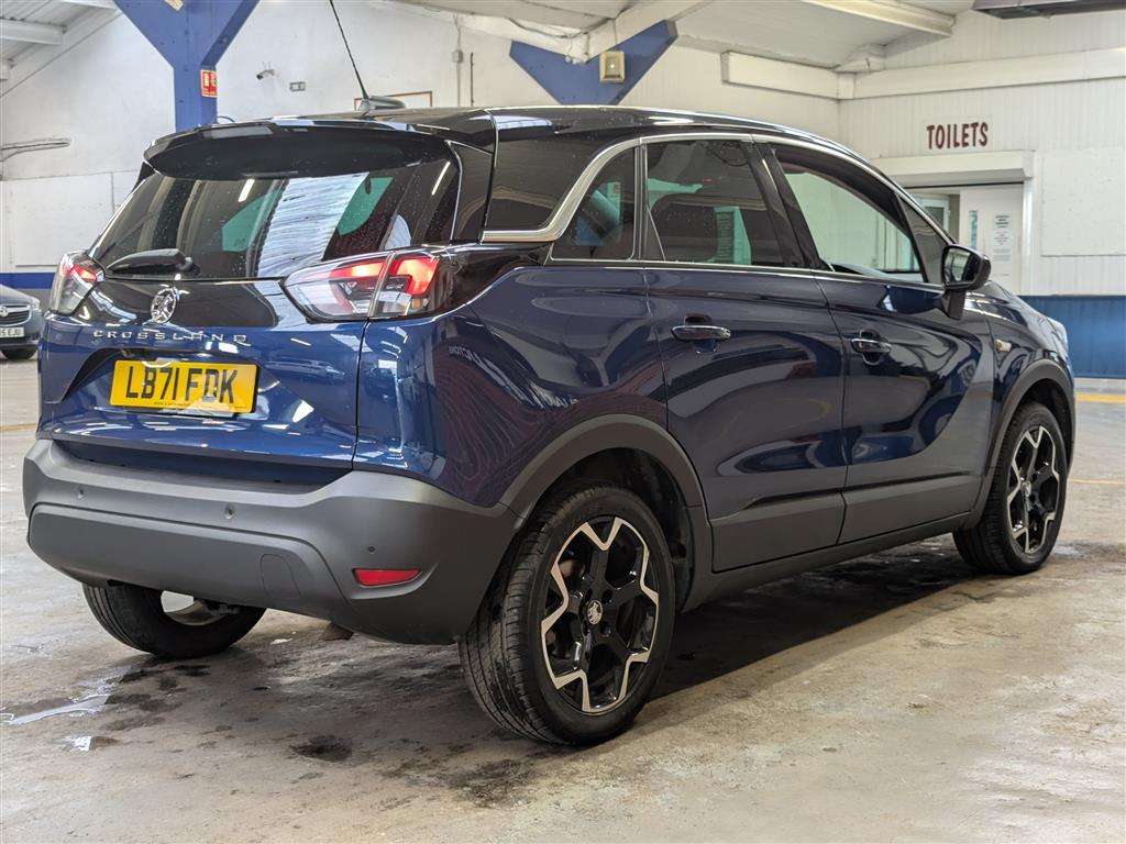 <p>2021 VAUXHALL CROSSLAND ELITE NAV TURBO</p>
