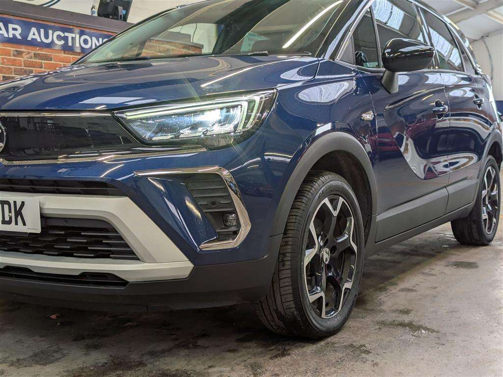 <p>2021 VAUXHALL CROSSLAND ELITE NAV TURBO</p>