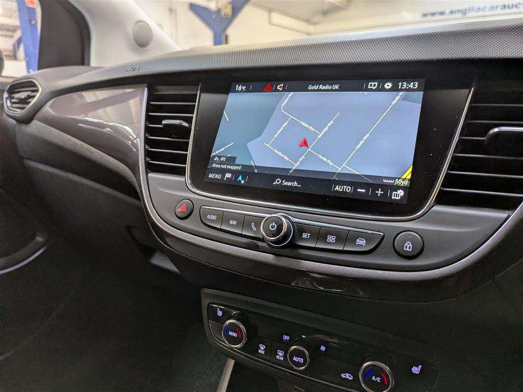 <p>2021 VAUXHALL CROSSLAND ELITE NAV TURBO</p>