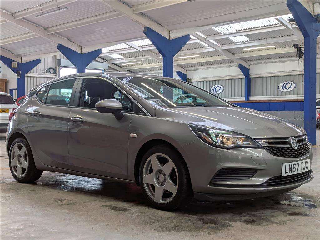 <p>2017 VAUXHALL ASTRA TECH LINE CDTI EFLE</p>