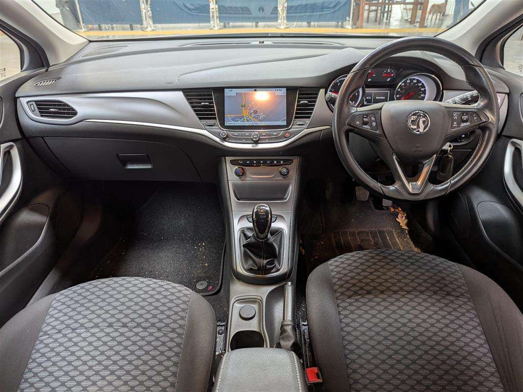 <p>2017 VAUXHALL ASTRA TECH LINE CDTI EFLE</p>