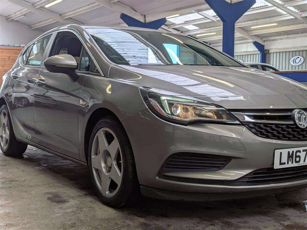 <p>2017 VAUXHALL ASTRA TECH LINE CDTI EFLE</p>