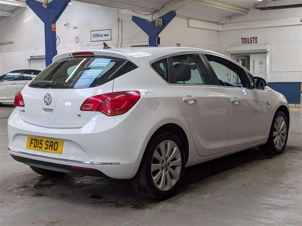 <p>2015 VAUXHALL ASTRA TECH LINE</p>
