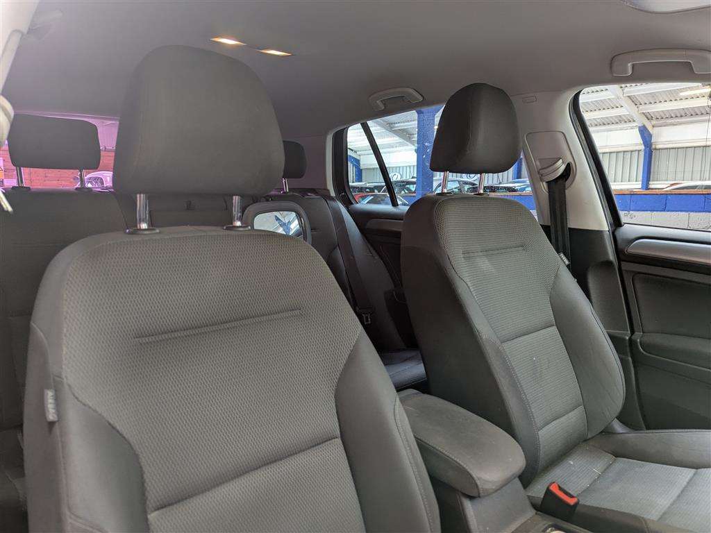 <p>2013 VOLKSWAGEN GOLF SE BLUEMOTION TECH T</p>